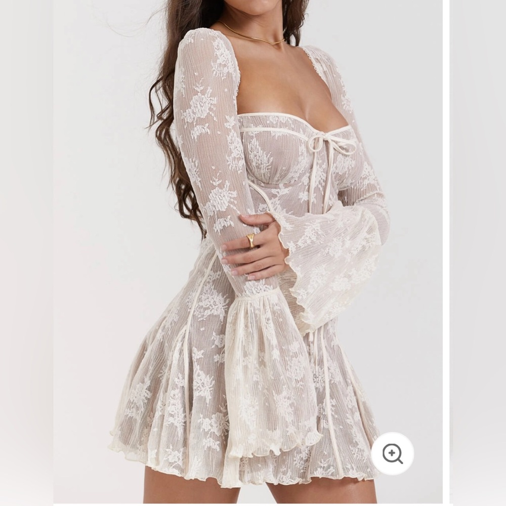Analissa House of CB Ivory Lace Long Sleeve Mini Dress Medium Plus Cup! - Picture 2 of 4